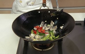 家常菜：辣椒炒牛肚