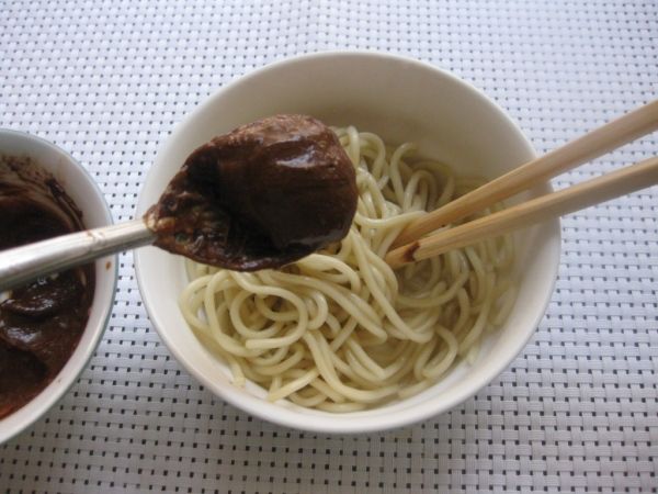 腐乳芝麻酱拌面