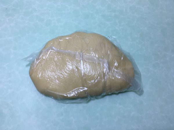 莲蓉咸蛋黄月饼