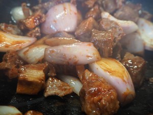牛腩煲怎么做