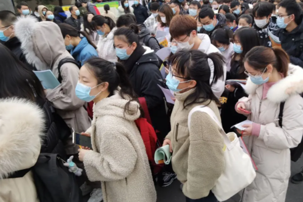 研究生初试考什么