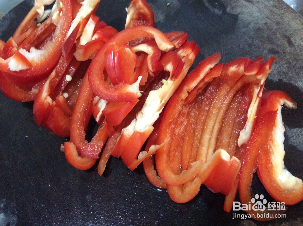 木耳甜椒鸡丝的做法