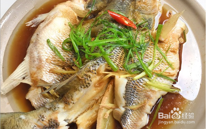 美味清蒸鲈鱼