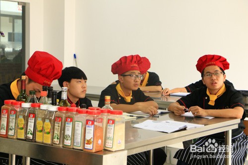 学西餐哪个学校好