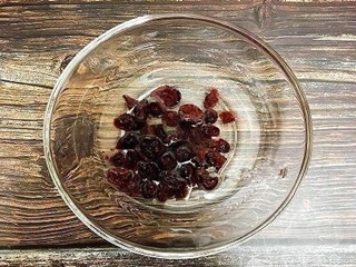 蔓越莓全麦软欧包怎么做？