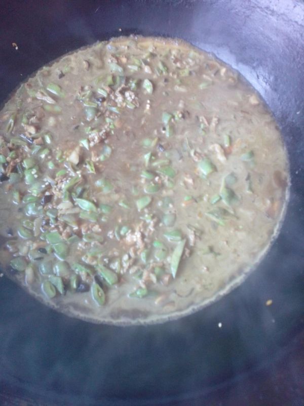 香菇扁豆肉丝饭