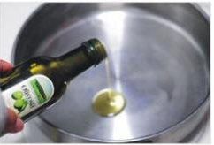 教你在家也能自制披萨酱