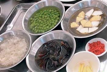 火龙银耳雪梨羹