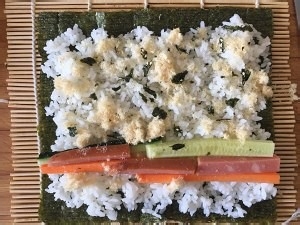如何自制家庭版寿司
