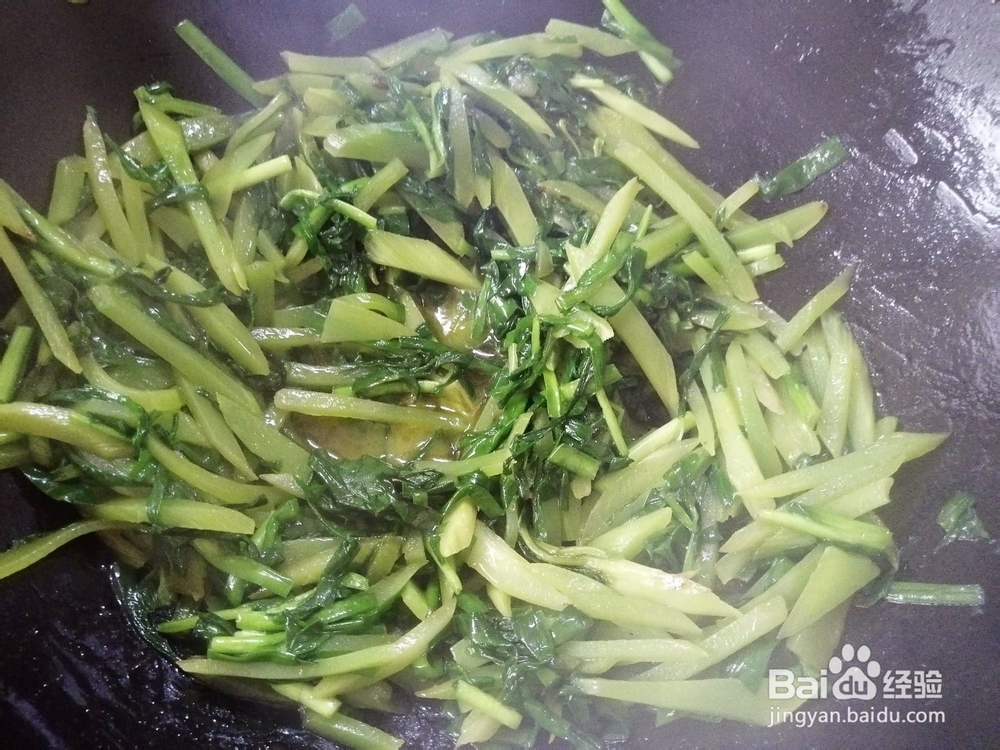 莴苣炒韭菜的做法