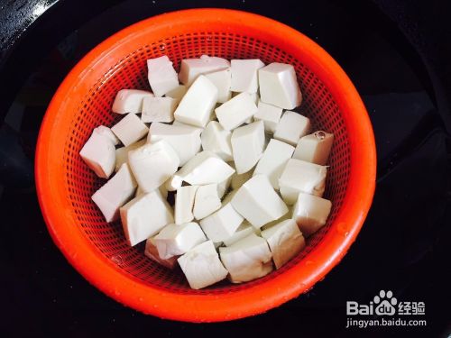 肥肠豆腐煲的做法——小白学做菜！