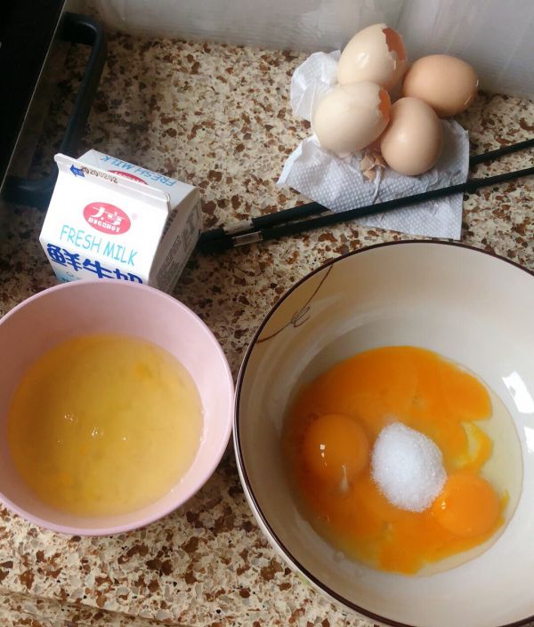 鸡蛋芝麻烤蛋糕