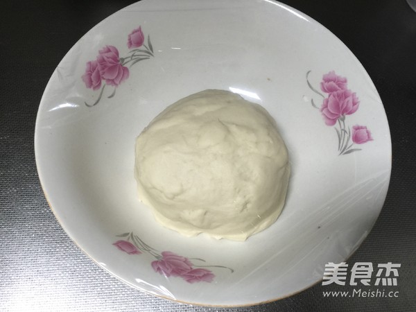 中种椰丝豆沙面包
