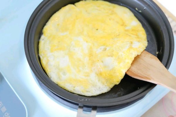 火腿鸡蛋三明治