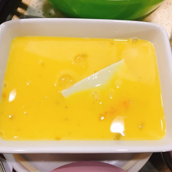 西兰花豆腐虾仁奶香蒸蛋