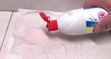 瓷砖染色了怎么处理掉