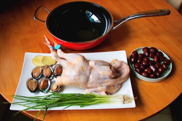 红红火火鲍鱼栗子鸡