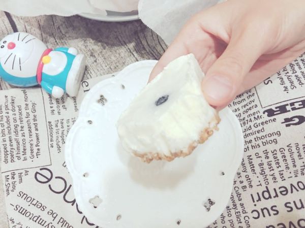 蓝莓冻芝士蛋糕