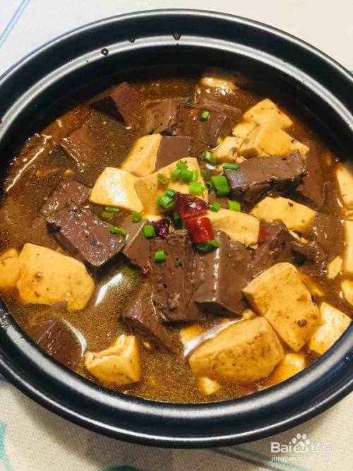 鸭血烧豆腐做法大全