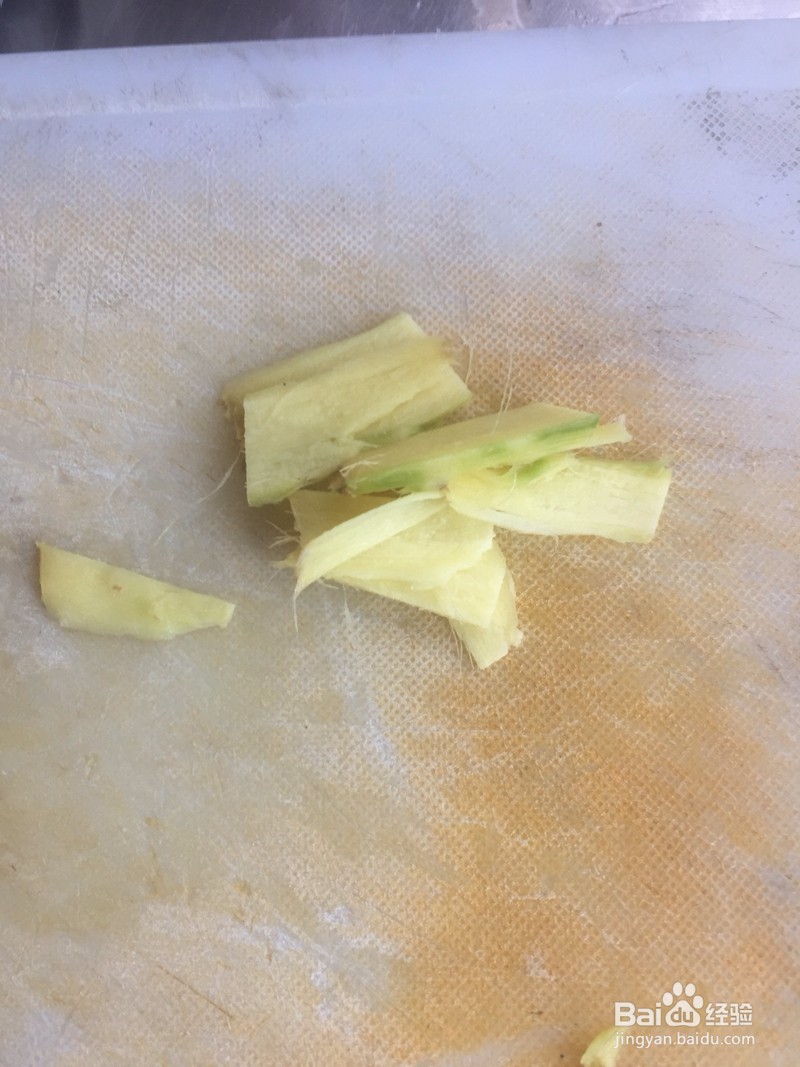 怎么做麻辣葱姜炒蛏子