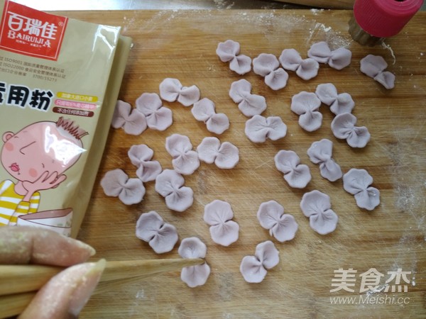 彩色蝴蝶面的做法