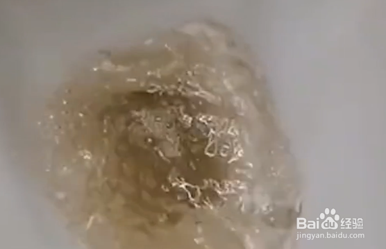 怎么了解清理马桶？