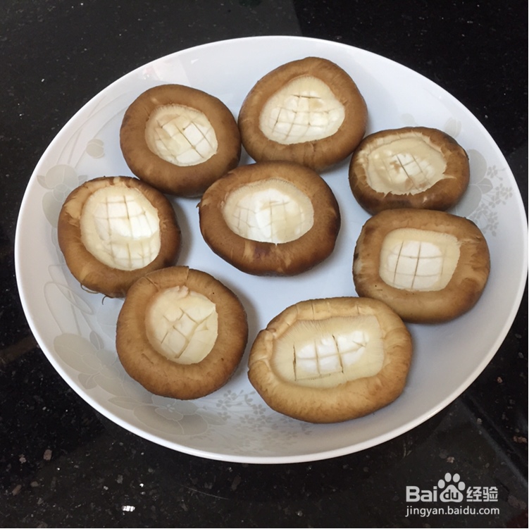 奶奶教你做香菇鹌鹑蛋