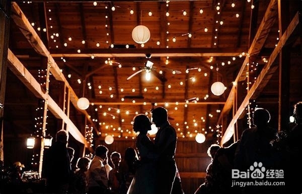 梦中的婚礼描述