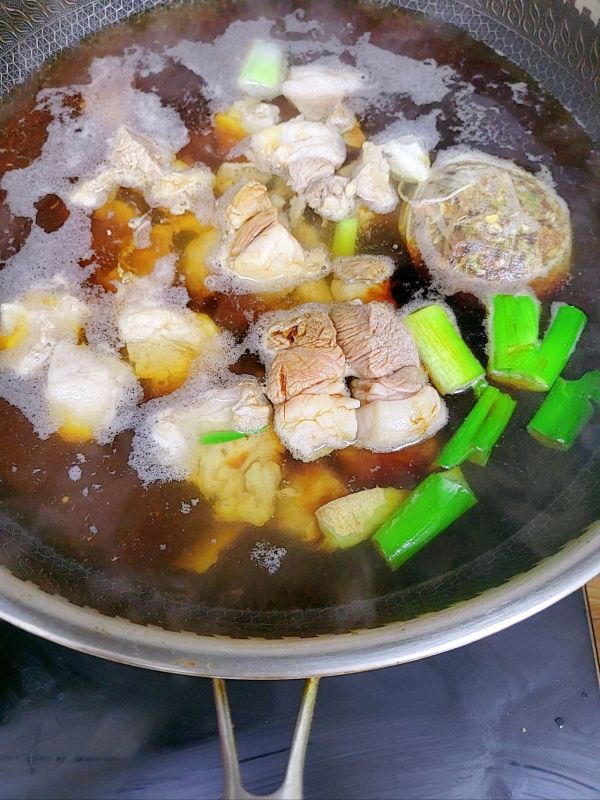 羊腿肉炖白萝卜