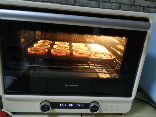 万圣节纸杯蛋糕