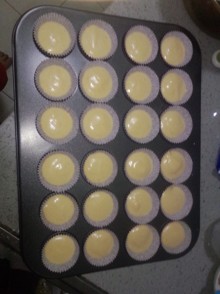 可爱迷人的迷你酸奶蛋糕,为孩子准备!