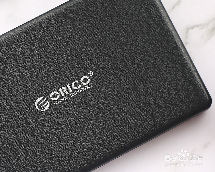 高速C插口2.5寸硬盘盒装配体验