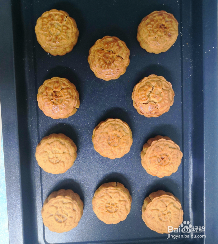 莲蓉蛋黄月饼怎么做？