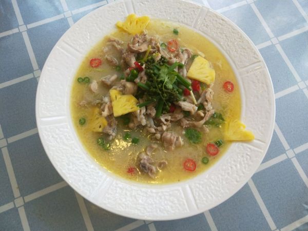 新派菠萝泡椒田鸡