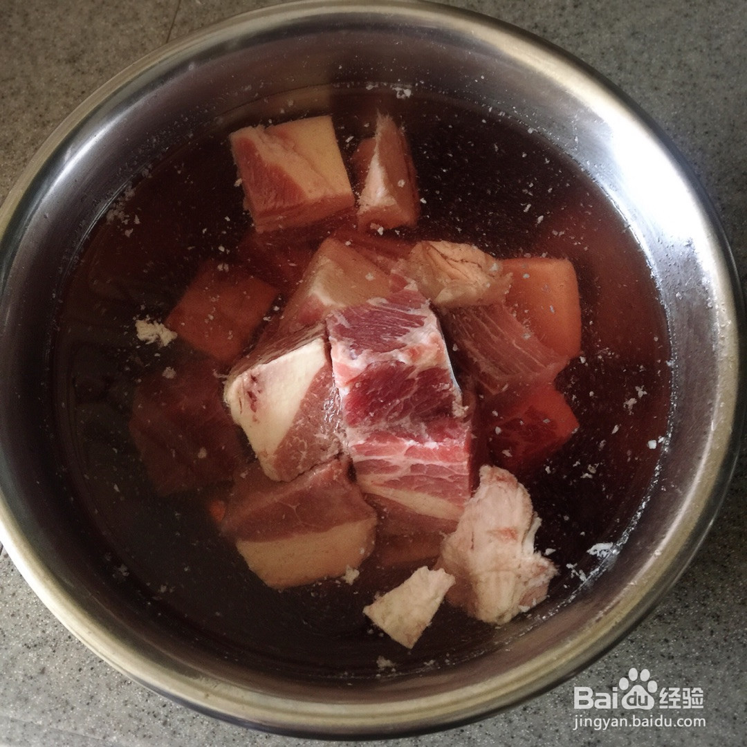 红咖喱牛腩的做法