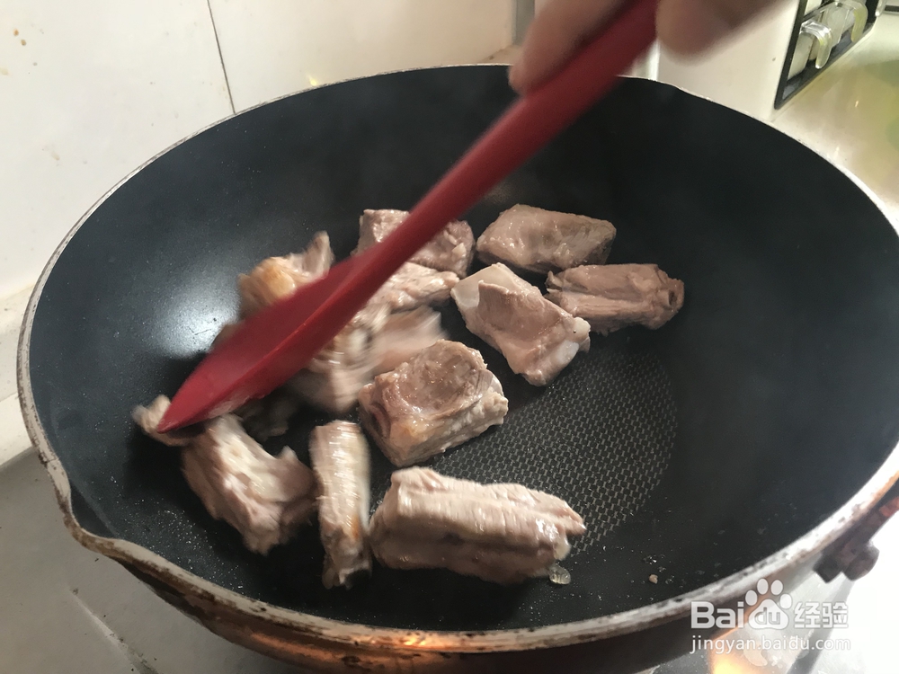 孩子爱吃的梅干菜烧排骨