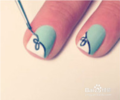 可爱蝴蝶领美甲