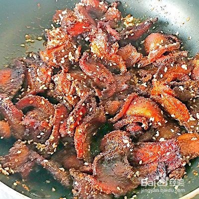 香辣爽口酥脆的孜然五花肉