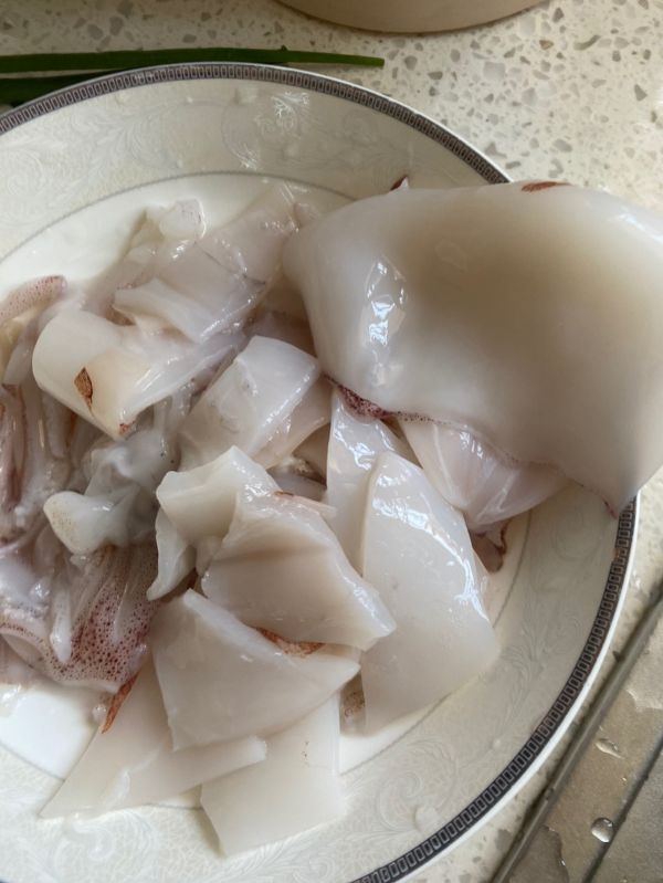 爆炒香辣鱿鱼锅巴