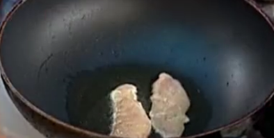 茄汁煎鸡柳的做法