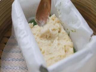 双色鱼豆腐怎么做？