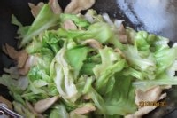 怎么做卷心菜炒豆干