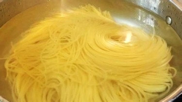 如何做芝士焗意粉？