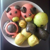 可爱彩色蔬菜包子