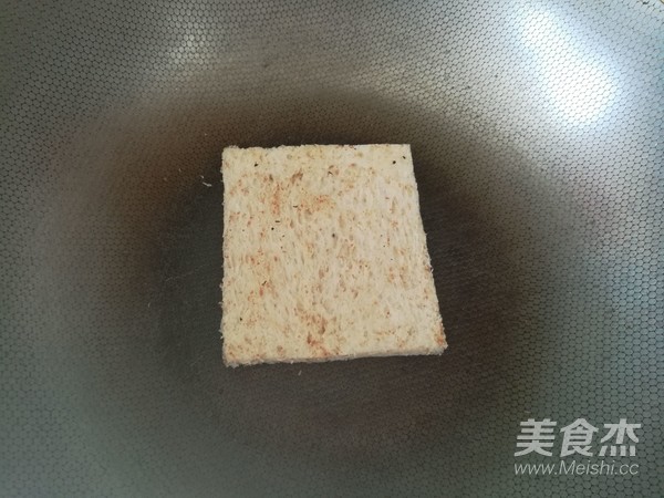 三文鱼番茄三明治