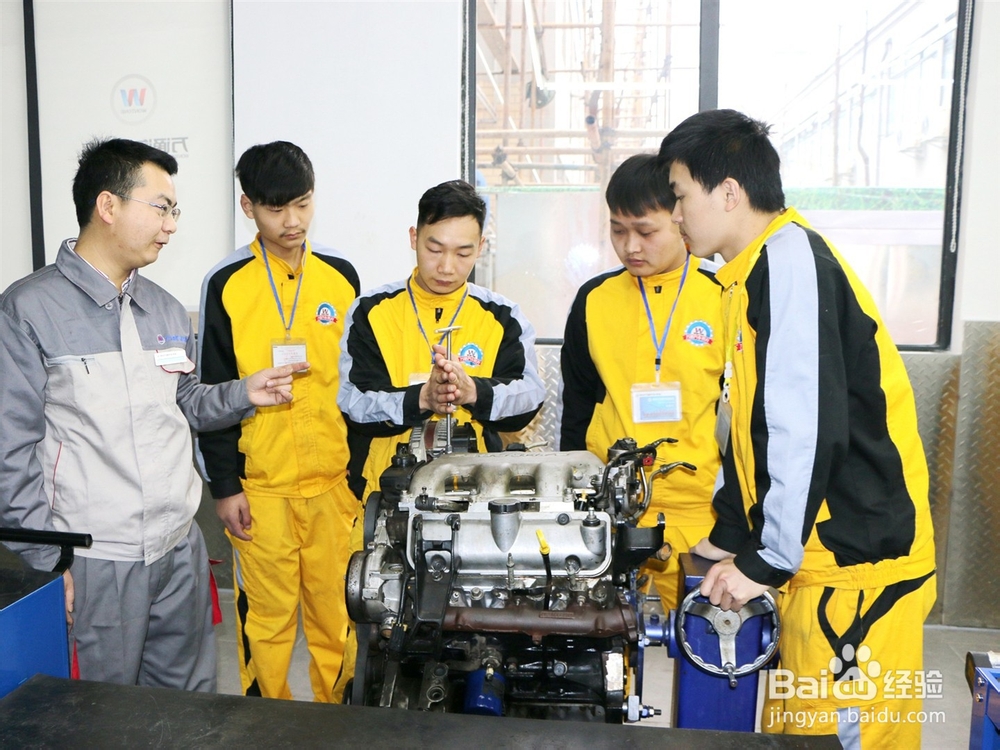 初中毕业生学什么专业好？学汽车修理要多久？