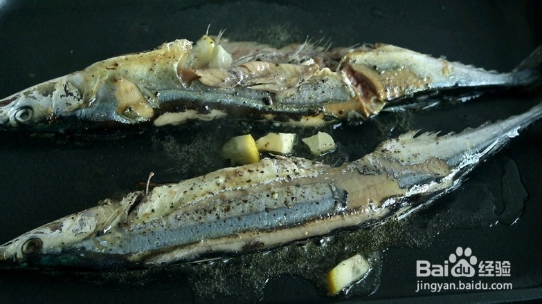 柠檬香煎秋刀鱼