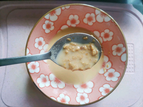 鹅肝花生酱拌面