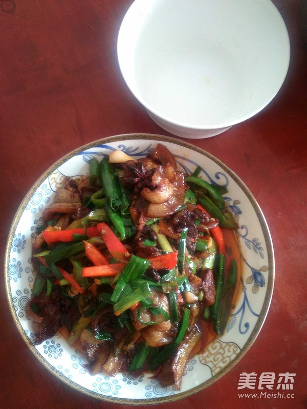 蒜苗青椒回锅肉