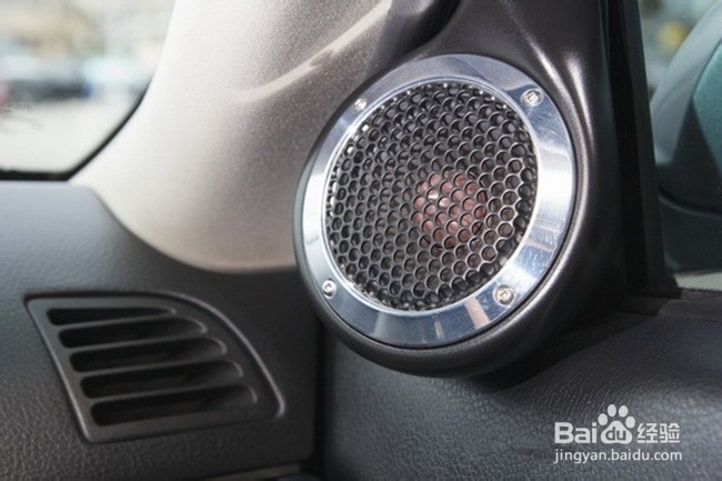 英菲尼迪G35音响改装美国Hybrid Audio